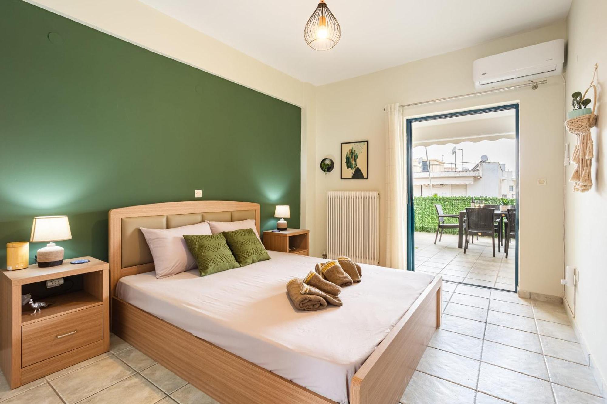 Jason City Escape - Cozy Urban Gem Kalamata Exterior photo